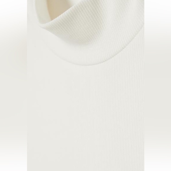 H&M Mock Turtleneck Bodysuit - M BNWT - Picture 3 of 5